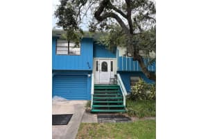 806 Oakwood Ave, NEW SMYRNA BEACH
