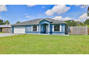 2520 Pine Tree Dr, EDGEWATER