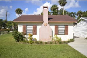 1100 Dougherty St, NEW SMYRNA BEACH