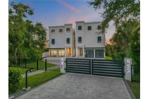 550 S Peninsula Ave, NEW SMYRNA BEACH