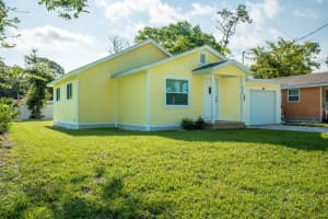 908 3rd St, PORT ORANGE