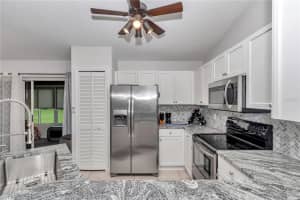 5556 GROVE MANOR, LADY LAKE, FL 32159 - MLS#MFRNS1085920