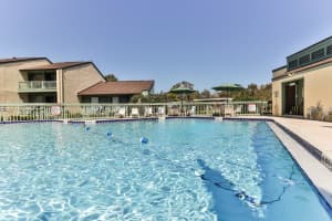 205 Club House Blvd, NEW SMYRNA BEACH