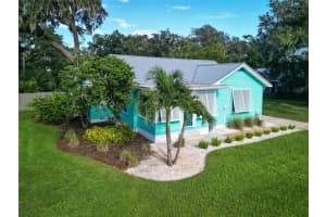 513 Ball St, NEW SMYRNA BEACH