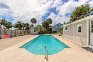 412 REVILO BOULEVARD, DAYTONA BEACH, FL 32118 Sold 10/17/25
