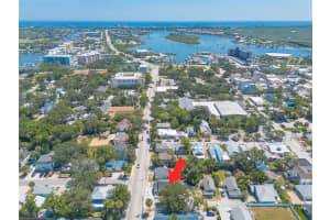 306 WASHINGTON STREET, NEW SMYRNA BEACH, FL 32168 - MLS#MFRNS1086018