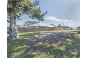 146 GARY AVENUE, OAK HILL, FL 32759 - MLS#MFRNS1086127