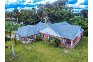 120 RAILROAD AVENUE, OSTEEN, FL 32764 - MLS#MFRNS1086140