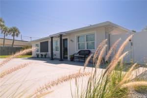 813 6TH AVENUE, NEW SMYRNA BEACH, FL 32169 - MLS#MFRNS1086254