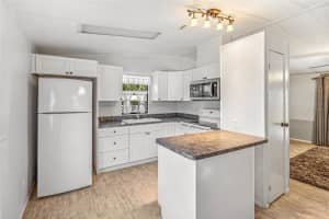 2201 RIDGEWOOD AVENUE, EDGEWATER, FL 32141 - MLS#MFRNS1086297