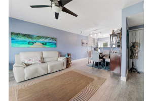 335 N CAUSEWAY #F24, NEW SMYRNA BEACH, FL 32169 - MLS#MFRNS1086304