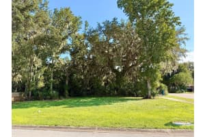 1099 YAUPON STREET, DAYTONA BEACH, FL 32117 - MLS#MFRNS1086305