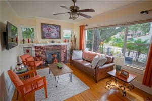 229 6TH AVENUE, MOUNT DORA, FL 32757 - MLS#MFRNS1086324