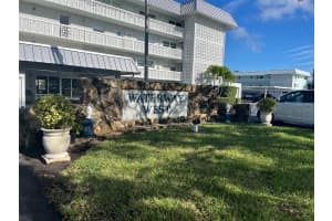 315 N CAUSEWAY #D-206, NEW SMYRNA BEACH, FL 32169 - MLS#MFRNS1086371