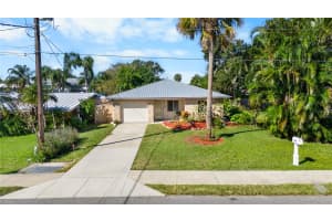 638 PINE STREET, NEW SMYRNA BEACH, FL 32169 - MLS#MFRNS1086385
