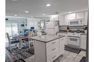 815 OCEAN SHORE BOULEVARD, ORMOND BEACH, FL 32176 - MLS#MFRNS1086630