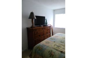 815 OCEAN SHORE BOULEVARD, ORMOND BEACH, FL 32176 - MLS#MFRNS1086637