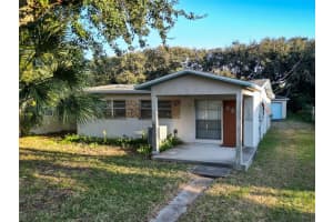 813 E 8th Ave, NEW SMYRNA BEACH