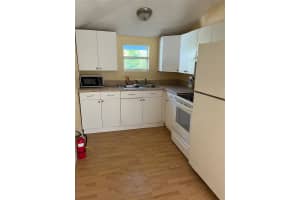 609-611 ORA STREET, DAYTONA BEACH, FL 32118 - MLS#MFRNS1086669