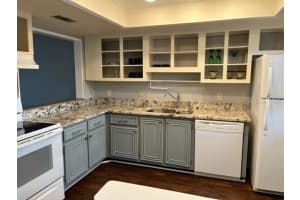 325 N Causeway #d-205 New Smyrna Beach, FL 32169 - Off Market