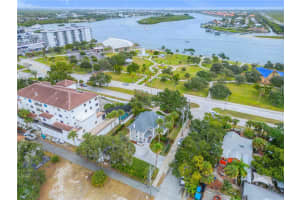 214 RIVERSIDE DRIVE, NEW SMYRNA BEACH, FL 32168 - MLS#MFRNS1086843