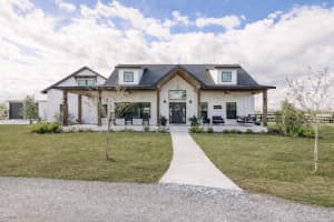 500 N Samsula Dr, NEW SMYRNA BEACH 500 N Samsula Dr, NEW SMYRNA BEACH