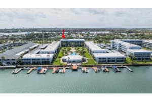 325 N CAUSEWAY #C204, NEW SMYRNA BEACH, FL 32169 - MLS#MFRNS1086969