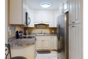 3800 SAXON DRIVE, NEW SMYRNA BEACH, FL 32169 - MLS#MFRNS1086984