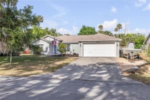 2713 Needle Palm Dr, EDGEWATER