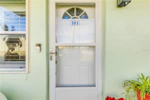 10 LYNNHURST DRIVE, ORMOND BEACH, FL 32176 - MLS#MFRNS1087042