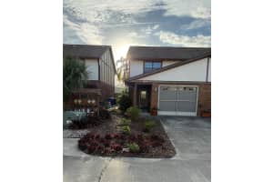 1924 S Riverside Dr, EDGEWATER