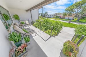 2 PLEASANT VIEW CIRCLE, DAYTONA BEACH, FL 32118 - MLS#MFRNS1087534