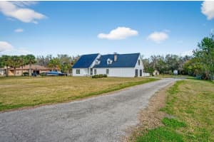 425 COUNTRY CIRCLE DRIVE, PORT ORANGE, FL 32128 - MLS#MFRNS1087537