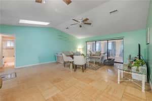 2 WINDERMERE PLACE, PALM COAST, FL 32164 - MLS#MFRNS1087656