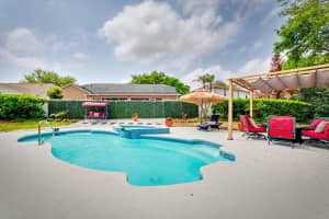 813 GRAND HUGHEY COURT, APOPKA, FL 32712 - MLS#MFRNS1087722