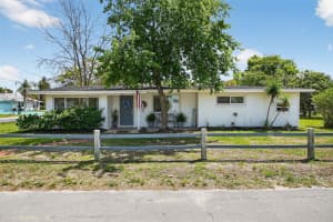 116 WOODLEY AVENUE, EDGEWATER, FL 32132 - MLS#MFRNS1087845