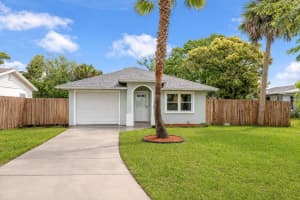 757 ALCAZAR AVENUE, ORMOND BEACH, FL 32174 - MLS#MFRNS1087852