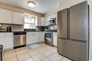 641 CORK STREET, LARGO, FL 33770 - MLS#MFRNS1087923