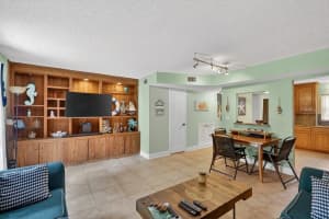 128 MITCHELL PLACE, DAYTONA BEACH, FL 32118 - MLS#MFRNS1087945