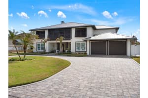 1214 COMMODORE DRIVE, NEW SMYRNA BEACH, FL 32168 - MLS#MFRNS1087997
