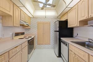 33 SANDRA CIRCLE, NEW SMYRNA BEACH, FL 32168 - MLS#MFRNS1088006