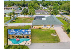 1529 Sabal Palm Dr, EDGEWATER