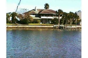 1204 Commodore Dr, New Smyrna Beach, FL 32168, Sold 03/30/01