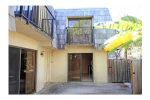 5353 Elm Ct, Orlando, FL 32811, Sold 12/12/13