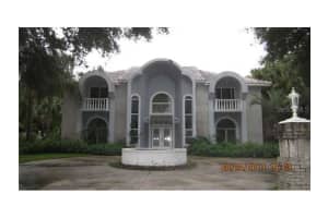 7941 S Park Pl, Orlando, FL 32819, Sold 02/07/14