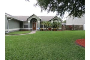 3721 Running Water Dr, Orlando, FL 32829, Sold 09/23/14