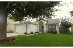 581 Augustine Ct, Oviedo, FL 32765, Sold 08/26/14