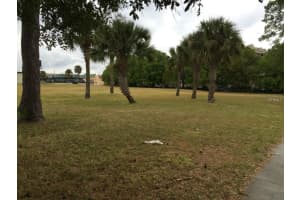 6440  CANADA AVE , ORLANDO, FL 32819 - MLS#MFRO5347857
