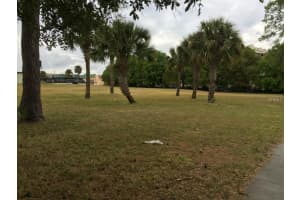 6440  CANADA AVE , ORLANDO, FL 32819 - MLS#MFRO5347857