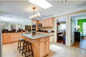 185 Lake Destiny Trail, Altamonte Springs, FL 32714, Sold 06/09/16